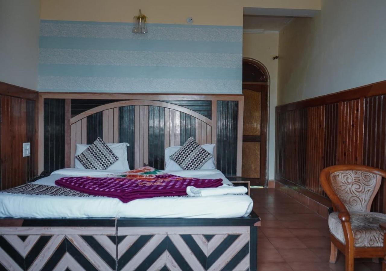 Himalaya Mount View Resort Uttarakhand カウサニ エクステリア 写真